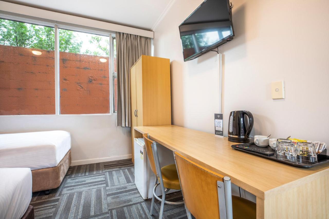 מלבורן Meadow Inn Hotel-Motel מראה חיצוני תמונה